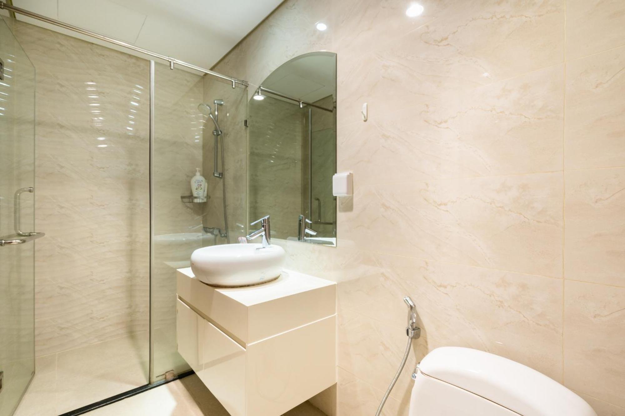 Vinhomes Central Park - Serviced Apartments Rental Ltd Хошимин Екстериор снимка
