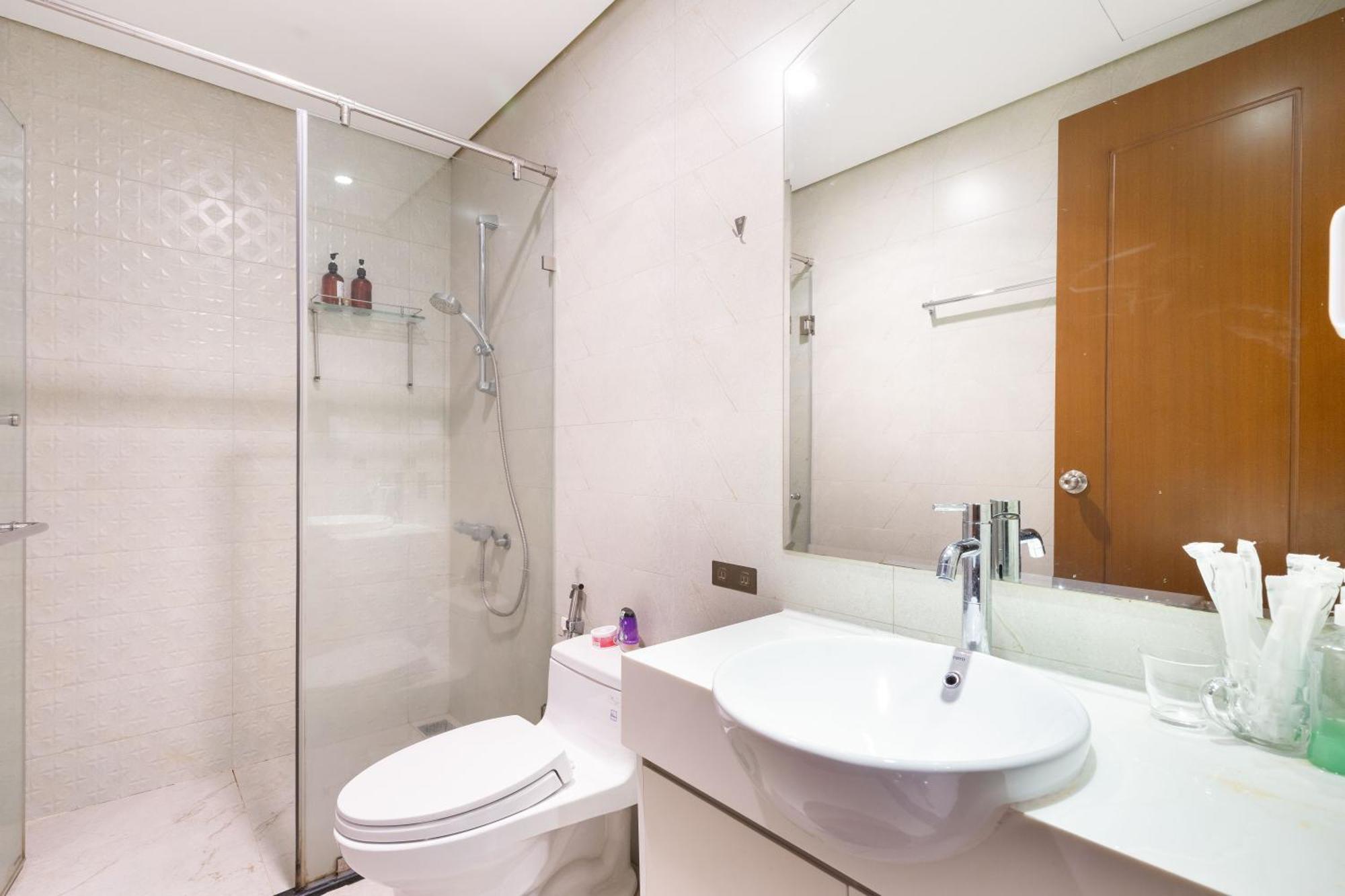 Vinhomes Central Park - Serviced Apartments Rental Ltd Хошимин Екстериор снимка