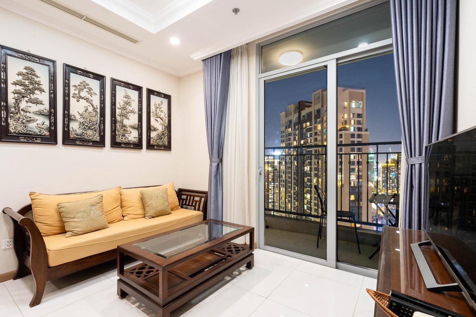 Vinhomes Central Park - Serviced Apartments Rental Ltd Хошимин Екстериор снимка