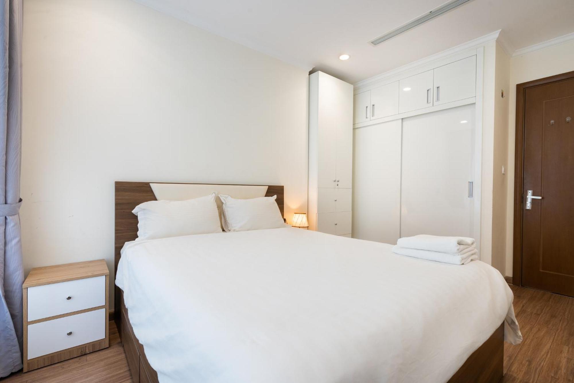 Vinhomes Central Park - Serviced Apartments Rental Ltd Хошимин Екстериор снимка