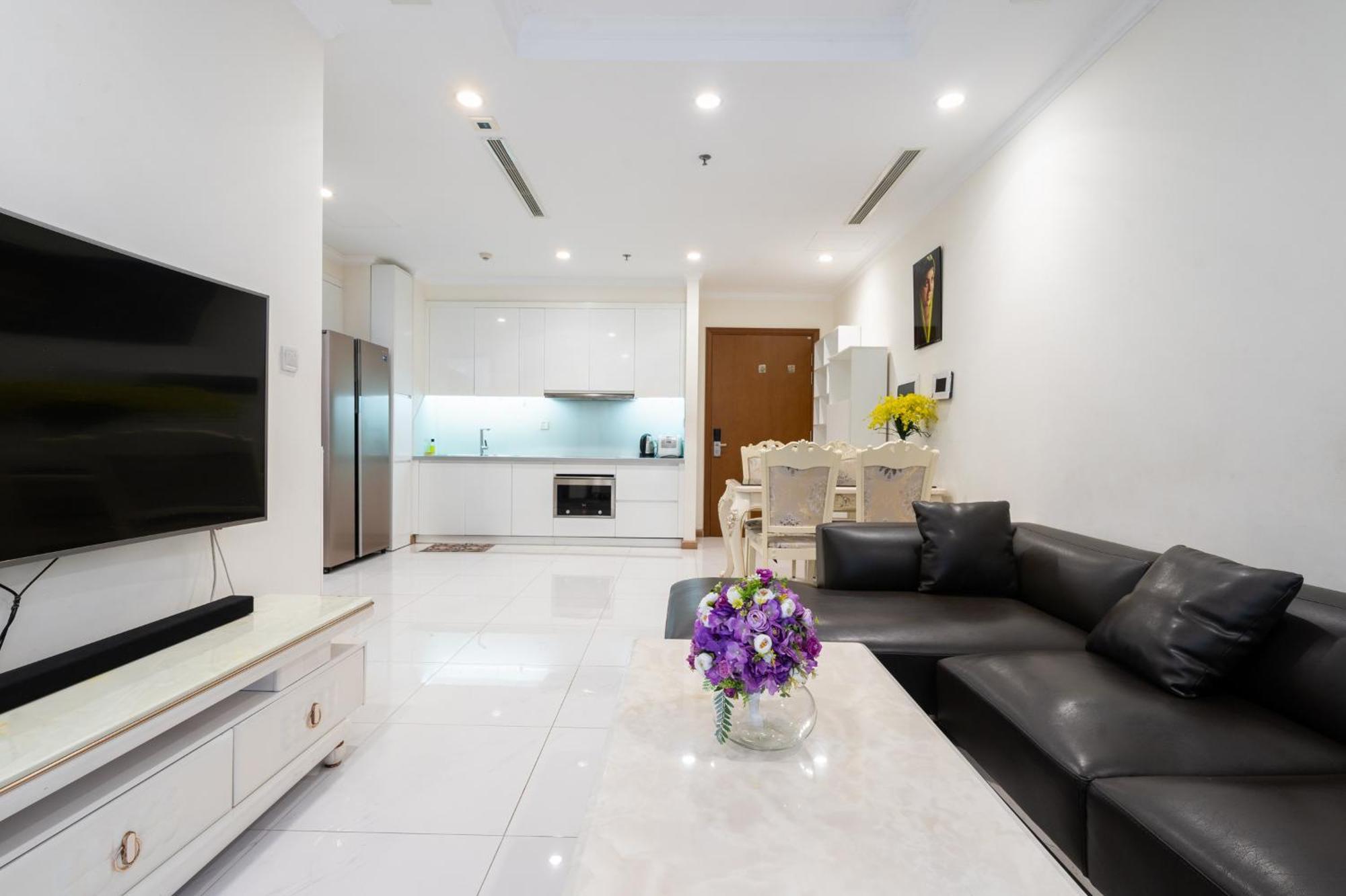 Vinhomes Central Park - Serviced Apartments Rental Ltd Хошимин Екстериор снимка